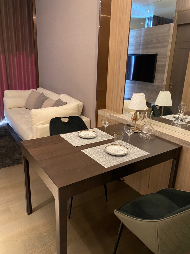 ขายคอนโด THE ESSE AT SINGHA COMPLEX 1ห้องนอน โมเดิร์น ตกแต่งครบ วิวเมือง ใกล้ BTS เพชรบุรี
