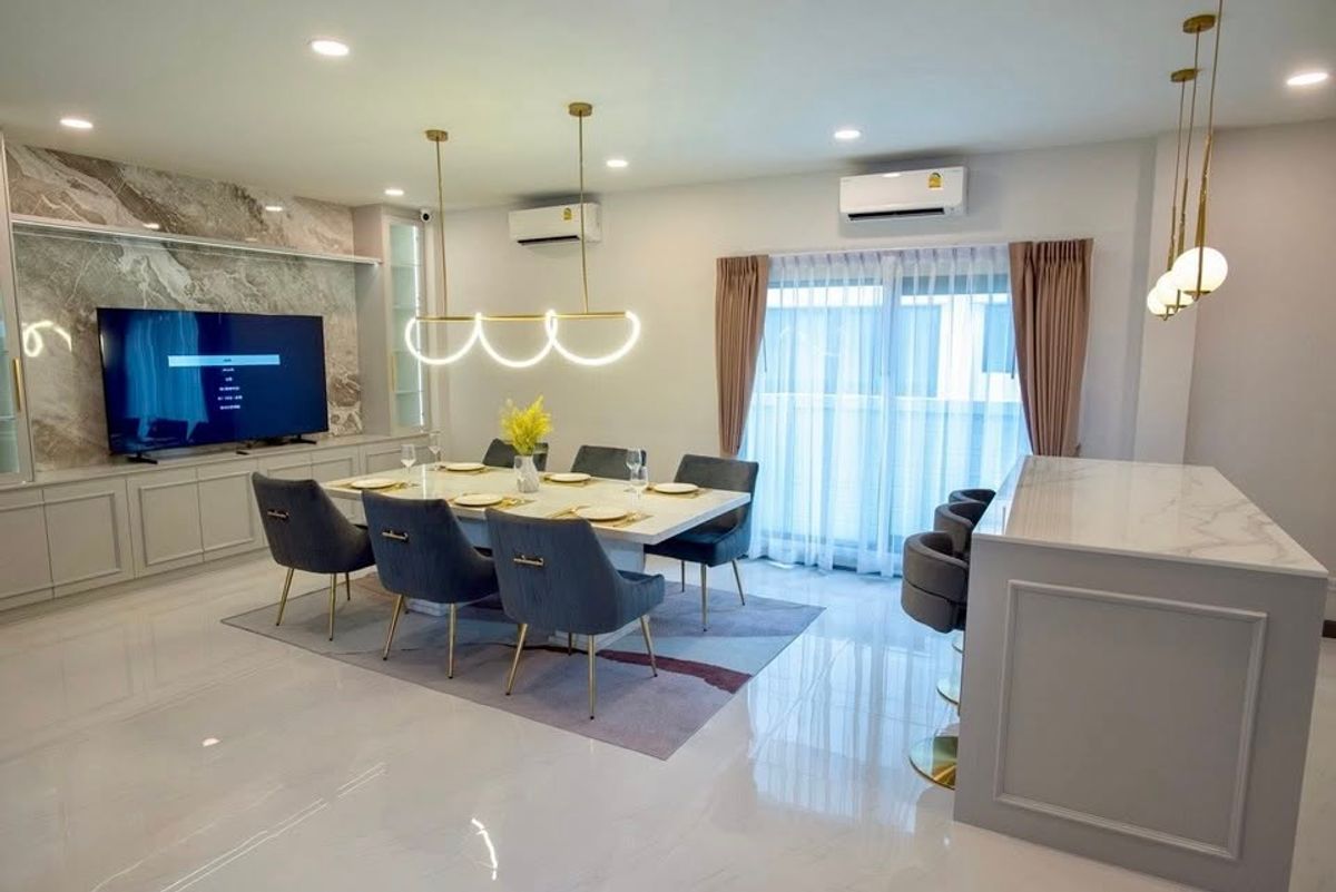 ✨ บ้านเดี่ยวหรูให้เช่า พร้อมเข้าอยู่ ที่ The City Bangna 5 ห้องนอน พร้อมเฟอร์นิเจอร์ครบครัน ใกล้ทางด่วนและสนามบินสุวรรณภูมิ