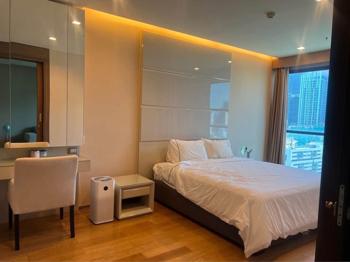 🌇 ให้เช่าคอนโดหรูพร้อมอยู่ 1 ห้องนอน  เฟอร์ครบ มีจากุซซี่ เหมาะสำหรับอยู่คนเดียวหรือคู่รัก ใกล้ BTS เซนต์หลุยส์