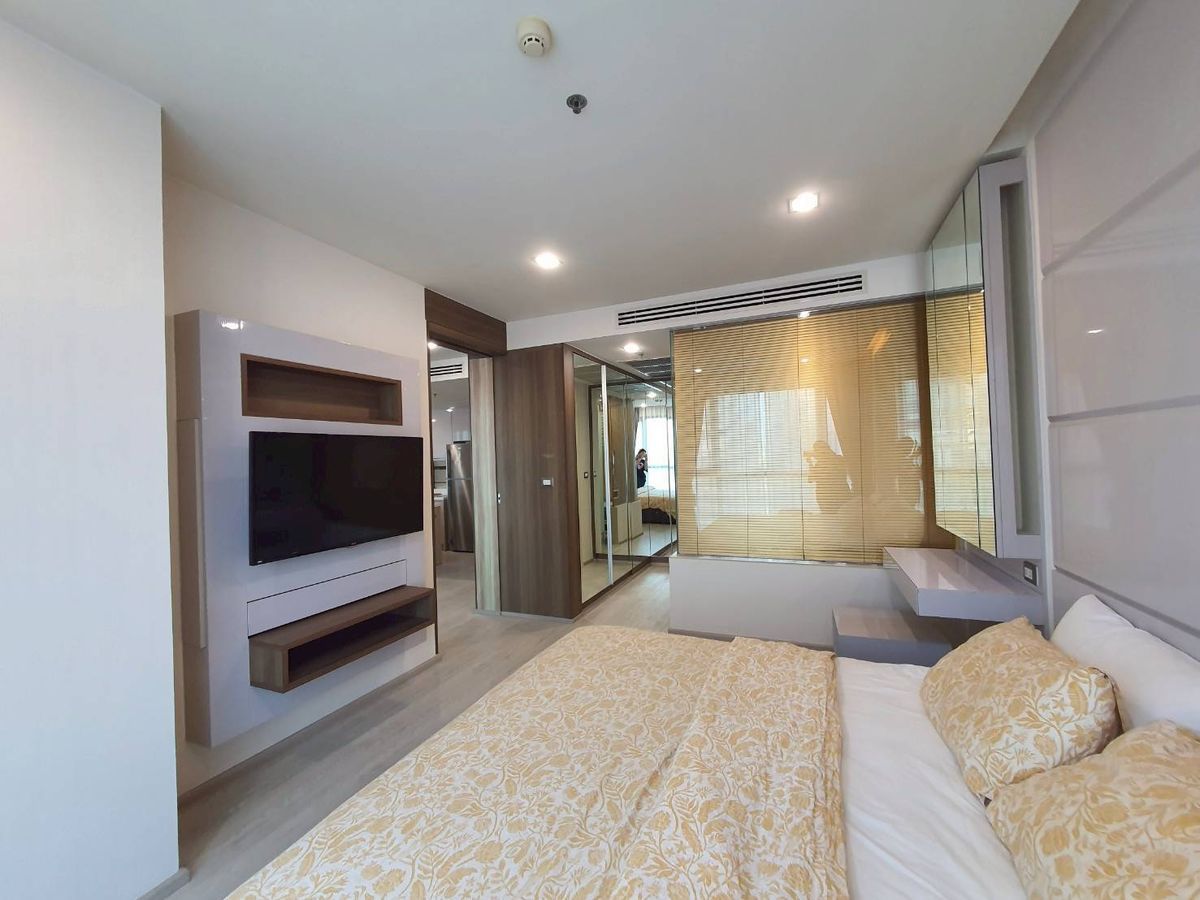 ✨ ขายคอนโดหรูระดับลักชัวรี The Address Sathorn ชั้นสูง วิวแบบพาโนรามา พร้อมตกแต่งใหม่แบบ Fully Furnished ทำเลดี ใกล้ BTS เซนต์หลุยส์ เพียง 150 เมตร