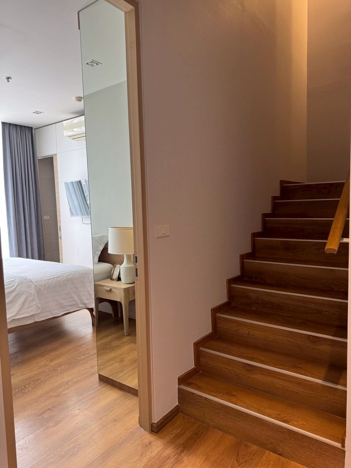 💎 ชีวิตเหนือระดับในคอนโด Duplex สุดหรู ที่ Park 24 ตกแต่งครบ พร้อมอยู่ ใกล้ BTS พร้อมพงษ์ และศูนย์การค้า เดินทางง่าย
