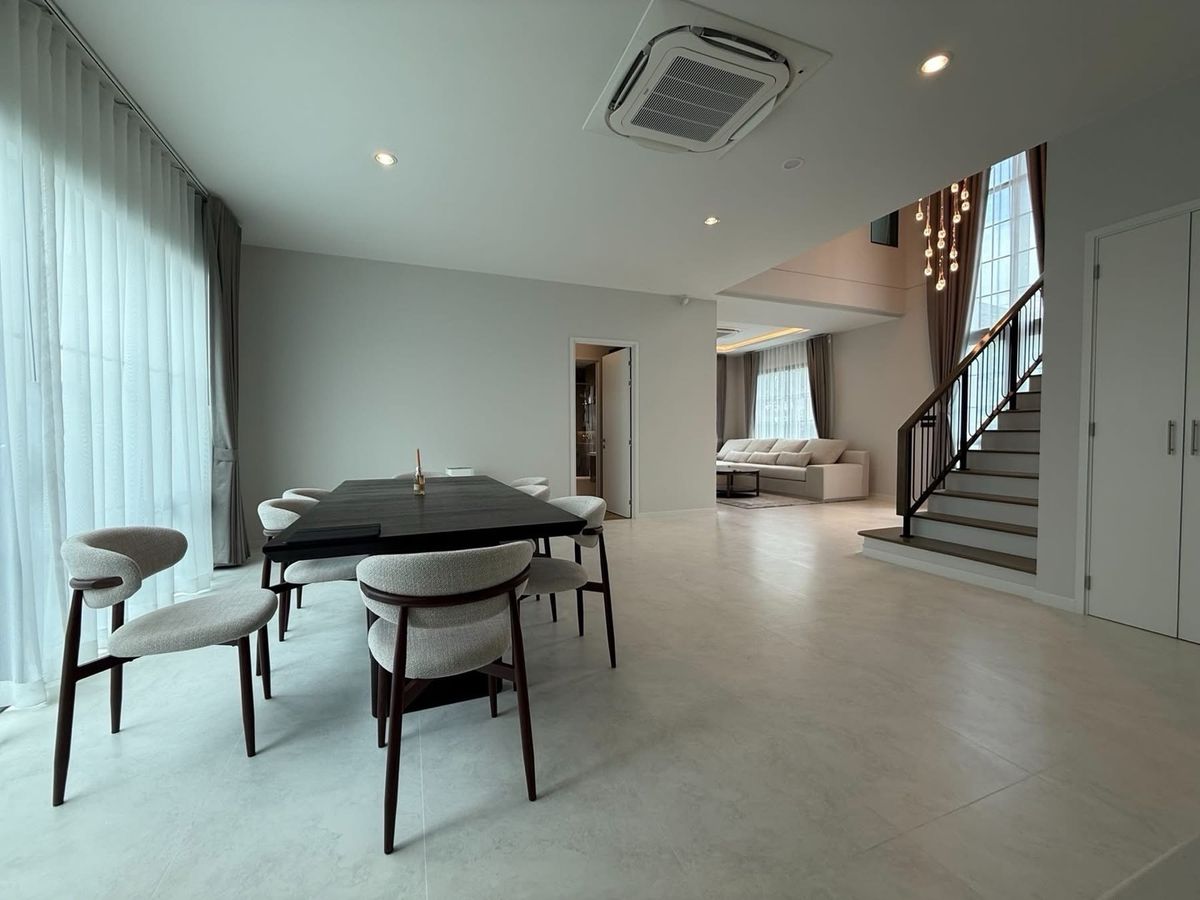 📢👇 บ้านเดี่ยวหรูให้เช่าและขาย โครงการ Setthasiri บางนา กม.10 บ้านหลังใหญ่ พื้นที่ใช้สอยกว้างขวาง