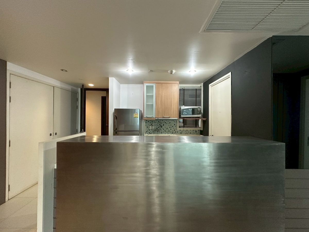 For sale Manhattan Chitlom! 2 bedroom 88 sq.m unfurnished near Central Chidlom
