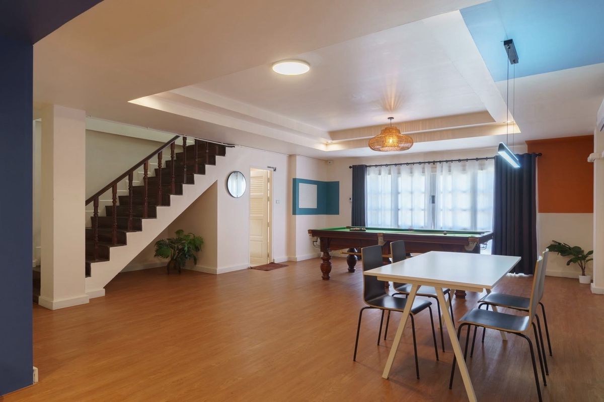 📢👇 บ้านเดี่ยว 5 ชั้น ใจกลางทองหล่อ เหมาะสำหรับทำ Home Office หรือครอบครัวใหญ่เดินทางสะดวก ใกล้ร้านอาหาร คาเฟ่ และแหล่งไลฟ์สไตล์ยอดนิยม