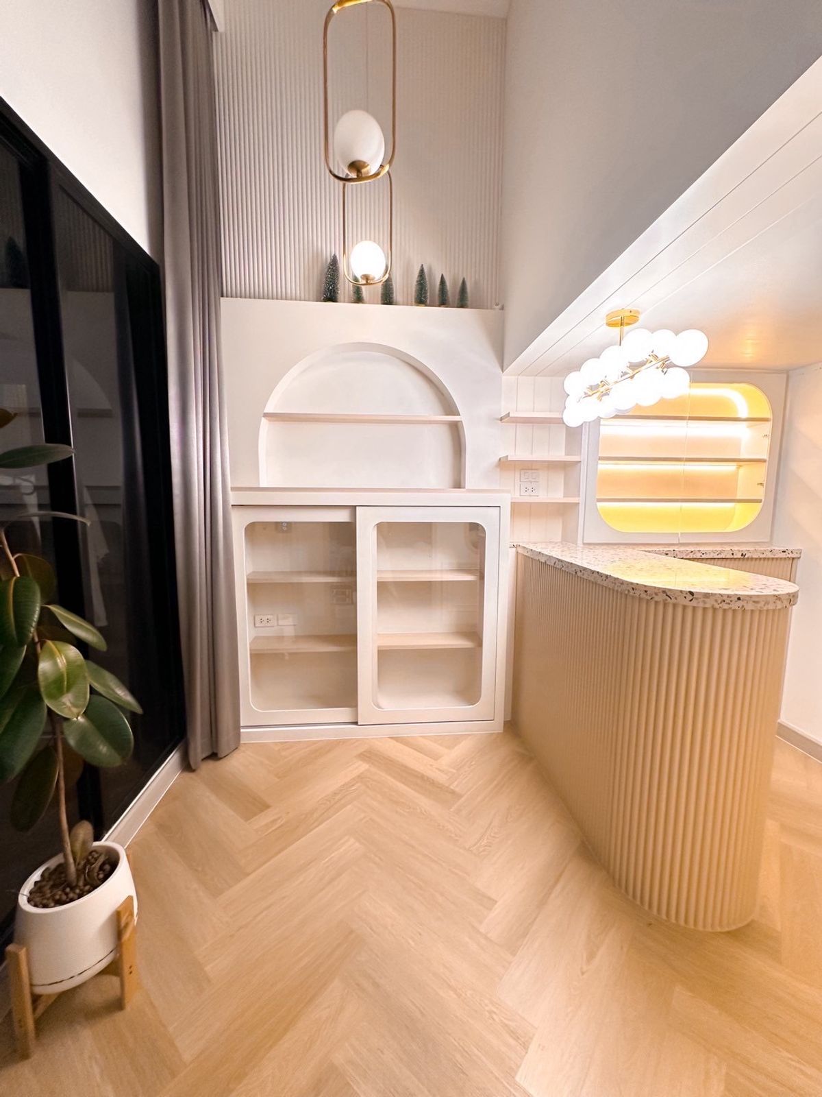 ✨ ให้เช่า–ขาย คอนโดหรู Knightsbridge Space รัชโยธิน 1 ห้องนอน ขนาด 50 ตร.ม. แต่งครบ เฟอร์ฯ+เครื่องใช้ไฟฟ้า พร้อมเข้าอยู่ สไตล์ดูเพ้น (Duplex) ทำเลทอง ใกล้ BTS พหลโยธิน เดินทางสะดวก