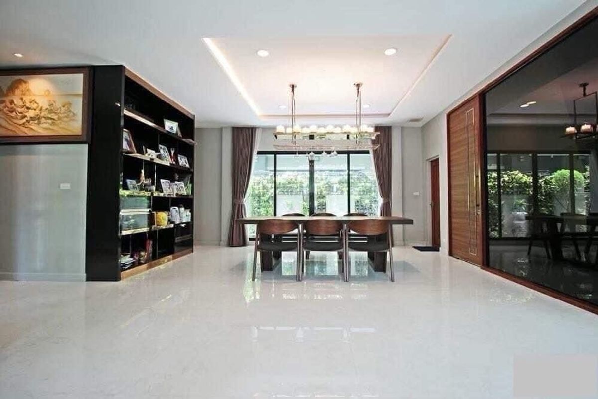 📢👇 บ้านหรูให้เช่า @ แกรนด์ บางกอก บูเลอวาร์ด สาทร – ทำเลเด่น & เป็นส่วนตัว