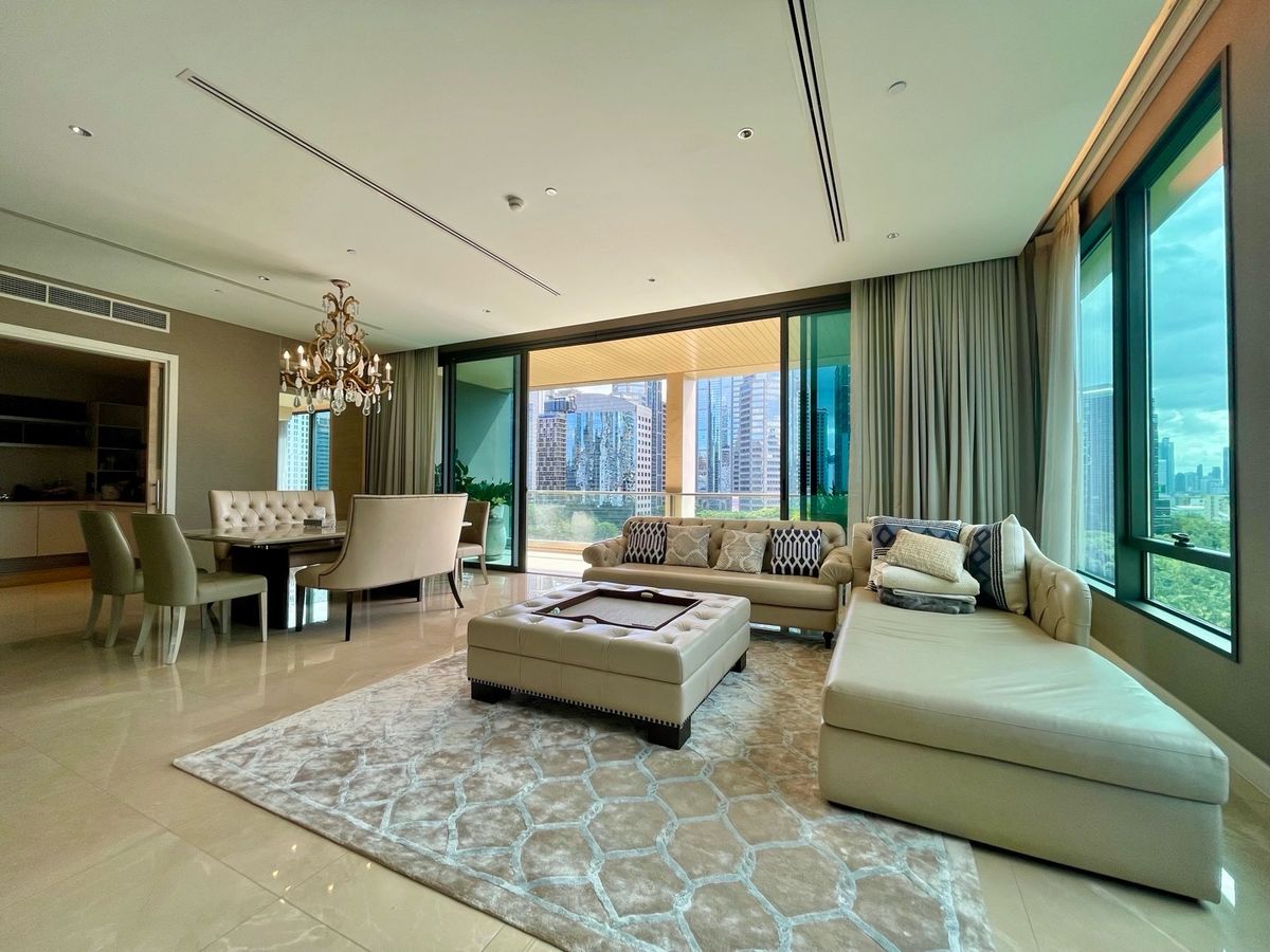 💎 Sindhorn Residence คอนโดหรูใจกลางเมือง ขนาด 250 ตร.ม. 3 ห้องนอน 3 ห้องน้ำ ตกแต่งครบ สิ่งอำนวยความสะดวกครบครัน วิวสวน เดินทางสะดวกใกล้ BTS ชิดลม