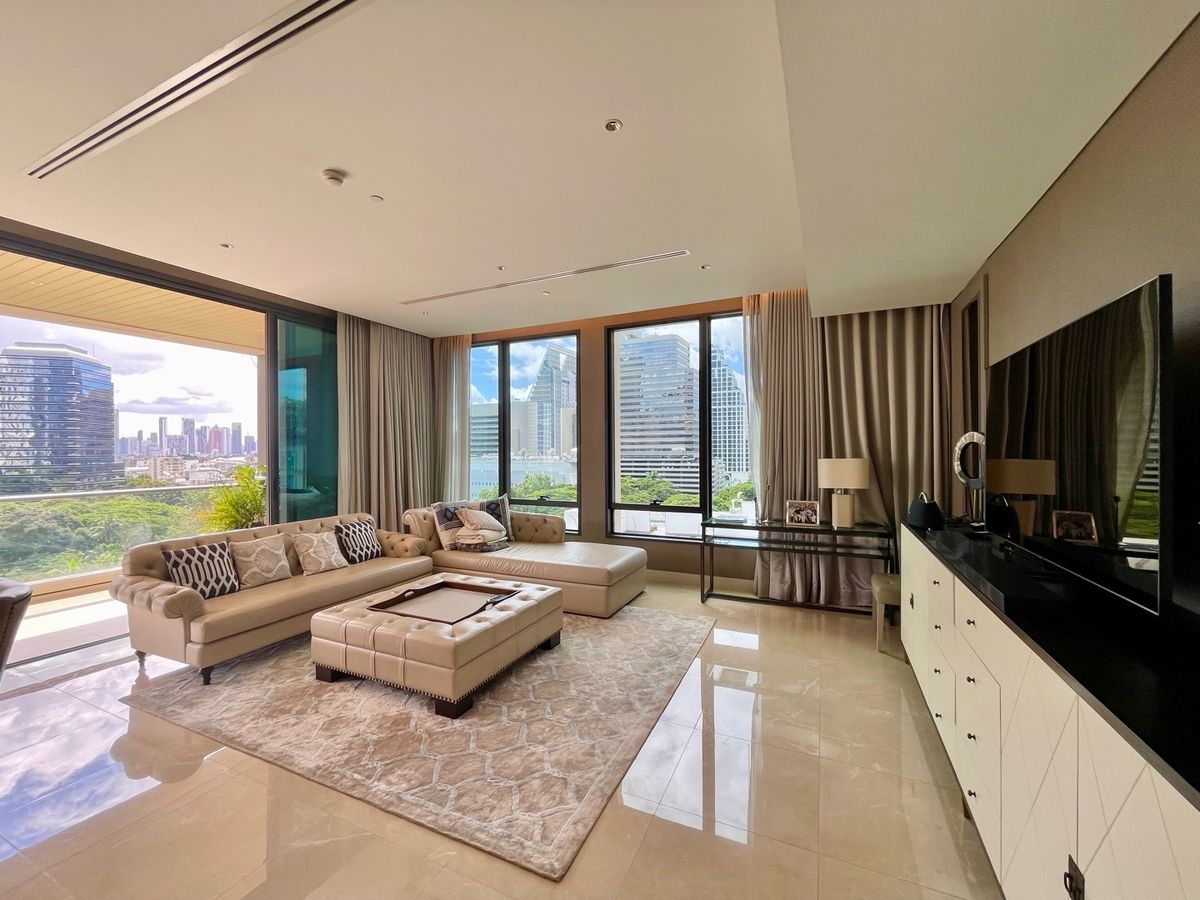 💎 Sindhorn Residence คอนโดหรูใจกลางเมือง ขนาด 250 ตร.ม. 3 ห้องนอน 3 ห้องน้ำ ตกแต่งครบ สิ่งอำนวยความสะดวกครบครัน วิวสวน เดินทางสะดวกใกล้ BTS ชิดลม