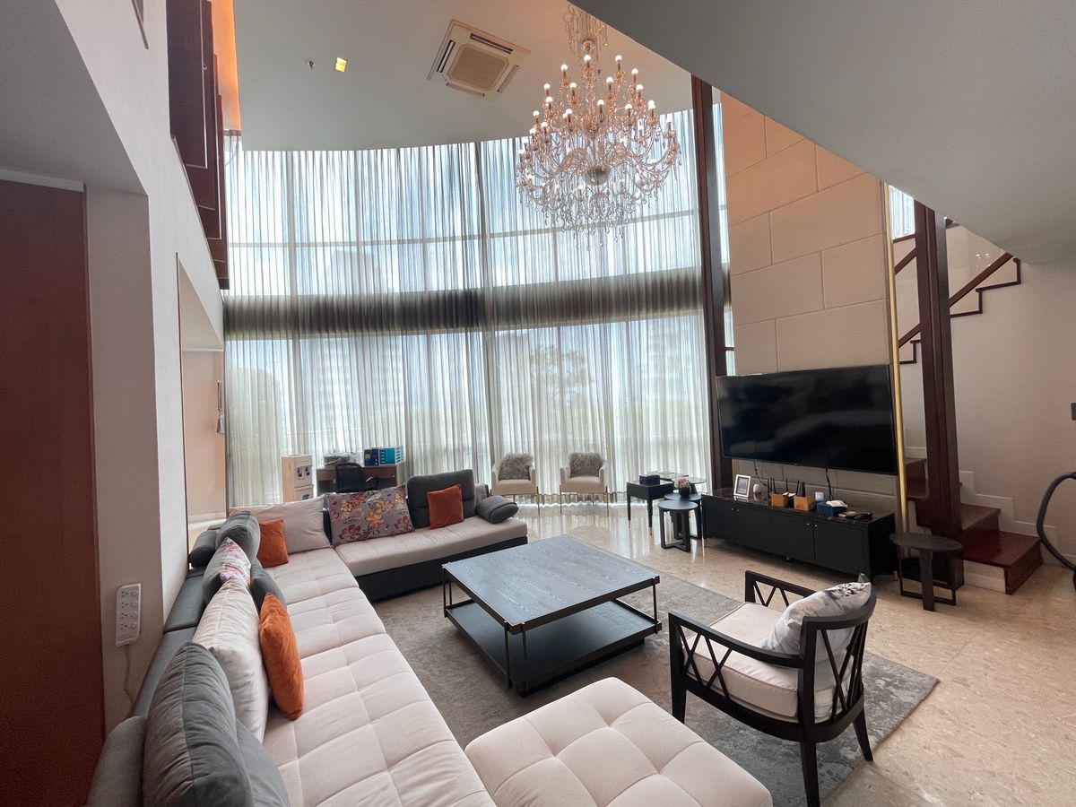 ✨ 👍 ให้เช่าคอนโดหรู The Rajdamri Penthouse 3 ห้องนอน ห้องใหญ่ เฟอร์นิเจอร์ครบ ใกล้ BTS ราชดำริ เพียง 200 เมตร เท่านั้น
