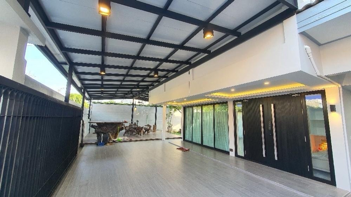 บ้านเดี่ยวลาดพร้าว โชคชัย 4 รีโนเวทใหม่ Pet Friendly ใกล้ BTS โชคชัย 4 ทำเลอยู่อาศัยและปล่อยเช่าคุ้มค่า