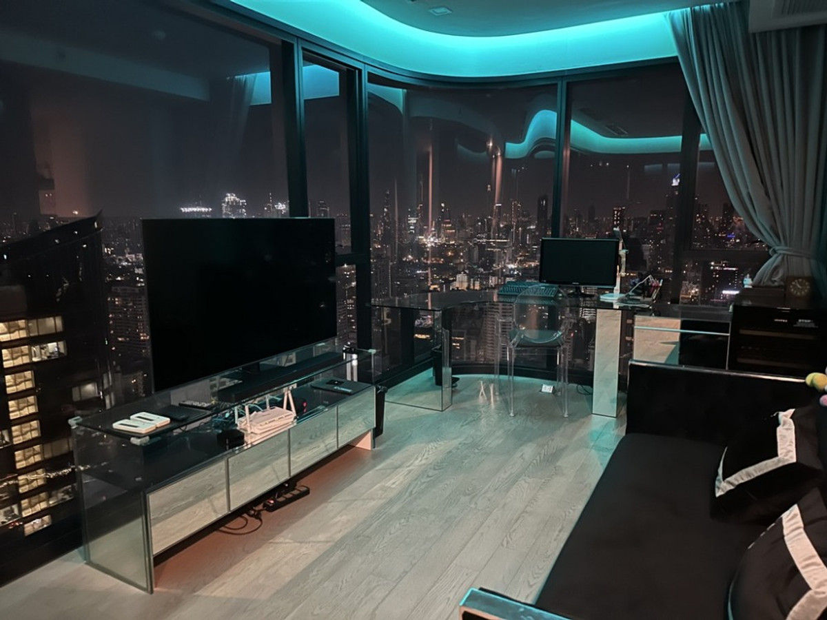 📢 For Rent Fully Furnished Near Terminal 21 Best Transit Access Direct connection to MRT Sukhumvit (0 min walk) and BTS Asok interchange