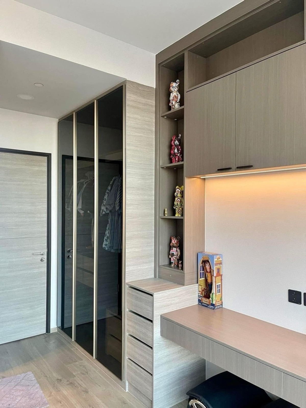 ขายคอนโด The Crest Park Residences ห้าแยกลาดพร้าว | ชั้นสูง วิวเซ็นทรัลลาดพร้าว | ใกล้ BTS ห้าแยกลาดพร้าว & MRT พหลโยธิน | ห้องใหม่ เฟอร์ครบ พร้อมเข้าอยู่