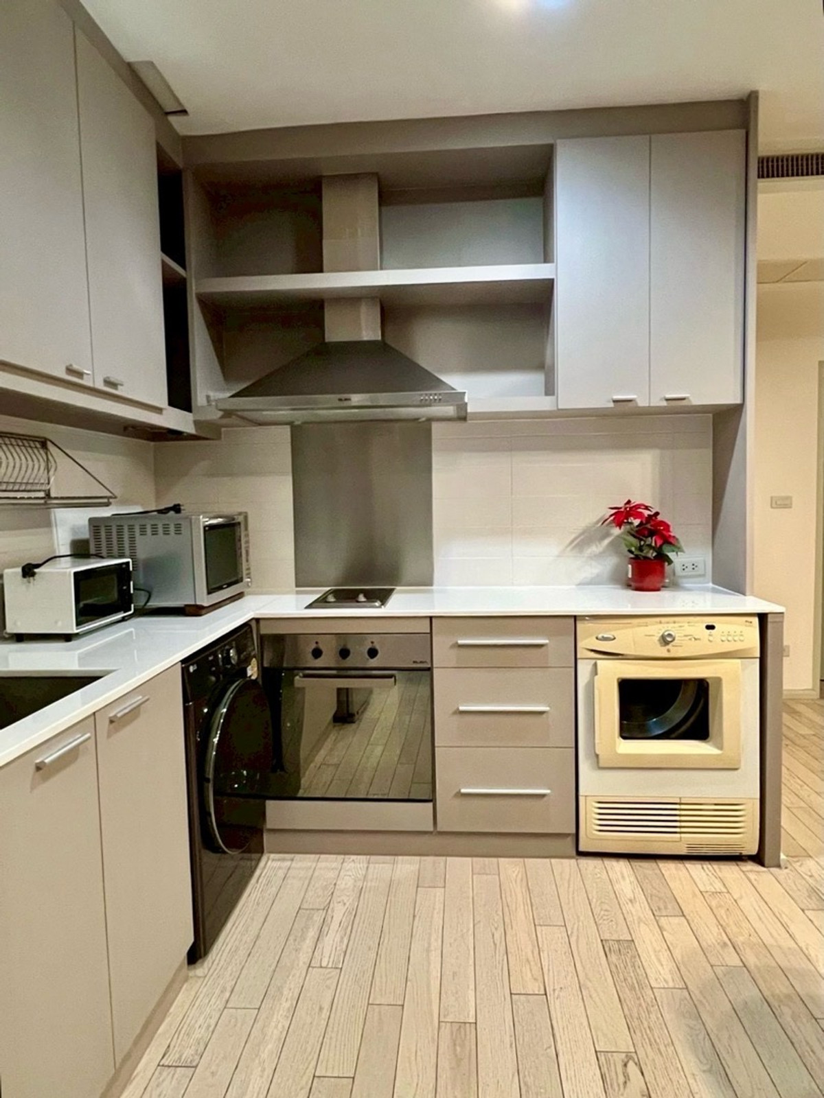 Noble solo for rent!✨ 2 bedroom 84 sq.m fully furnished with good price near BTS Thonglor.