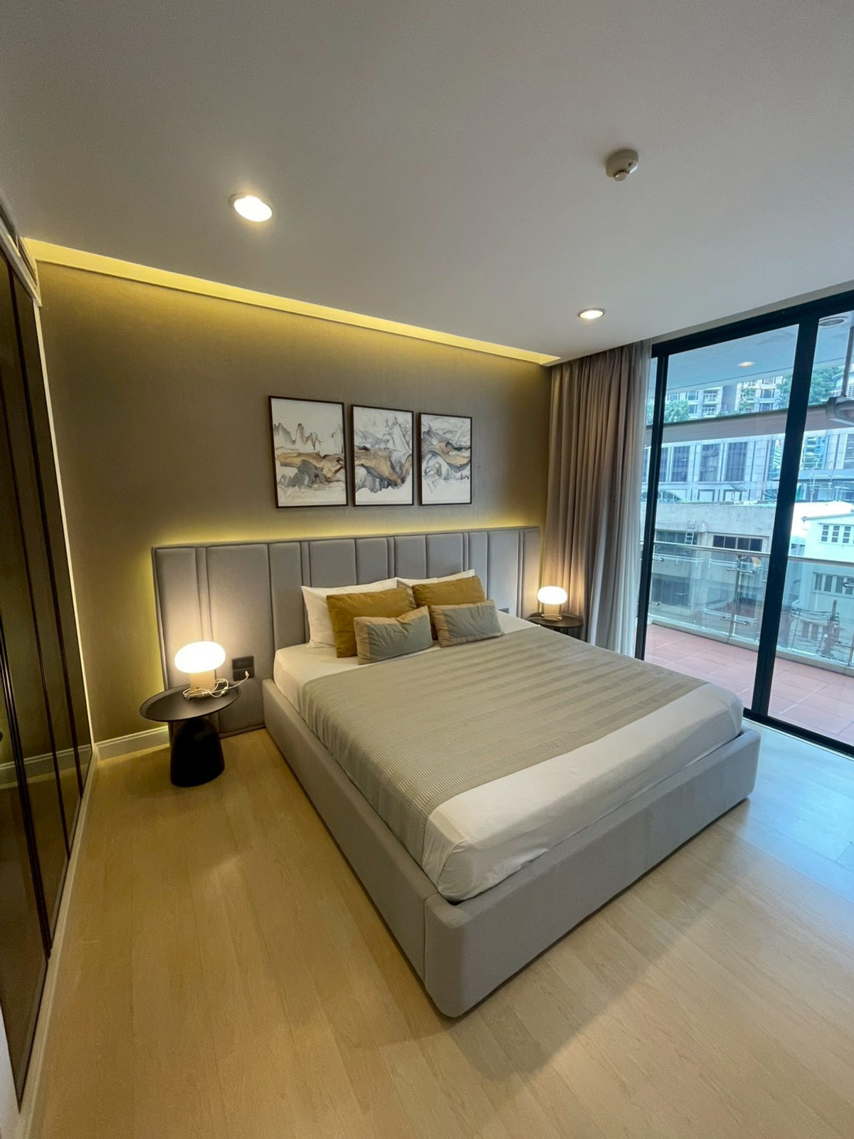 💎RENT | 1 Beds | Luxury Apartments | Wireless Road | Pet Friendly | Low-Rise | Exclusive Living | Lumpini Park | Ploenchit