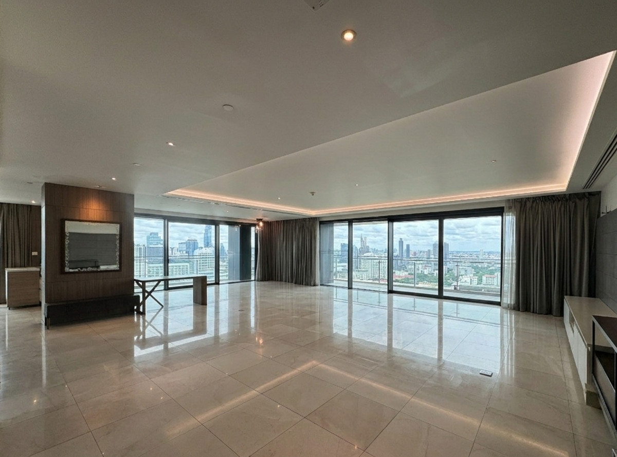 ขาย!! ราคาดีที่สุดในตลาด The Residences at The St. Regis Bangkok เรสซิเดนซ์ระดับอัลตร้าลักชัวรี ใจกลางราชดำริ, ห้องขนาดใหญ่ 440 ตร.ม. ชั้นสูง วิวสนามกอล์ฟ RBSC พร้อมระเบียงกว้าง, ทำเล Prime CBD, ติด BTS ราชดำริ, ใกล้ One Bangkok และสวนลุมพินี