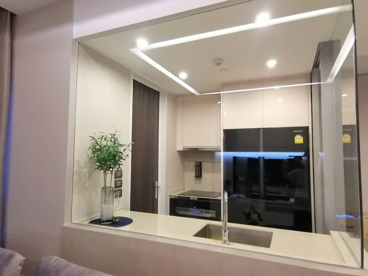 ให้เช่า คอนโด Luxury  The Bangkok Sathorn  2 ห้องนอน 104 ตร.ม.  ลิฟต์แยก ใกล้ BTS  สุรศักดิ์