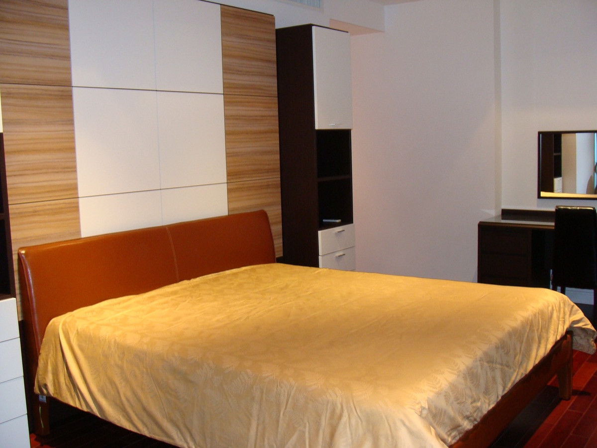 ให้เช่าคอนโดหรู Athenee Residence เพลินจิต 2 ห้องนอน พื้นที่กว้าง 132 ตร.ม. พร้อมสิ่งอำนวยความสะดวกระดับโรงแรม ใกล้ BTS เพลินจิต
