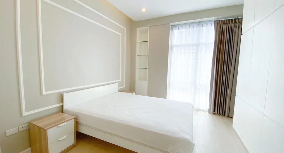 🌿 Luxury Family Residence in Langsuan  Pet-Friendly | Rare Large Unit | High Floor