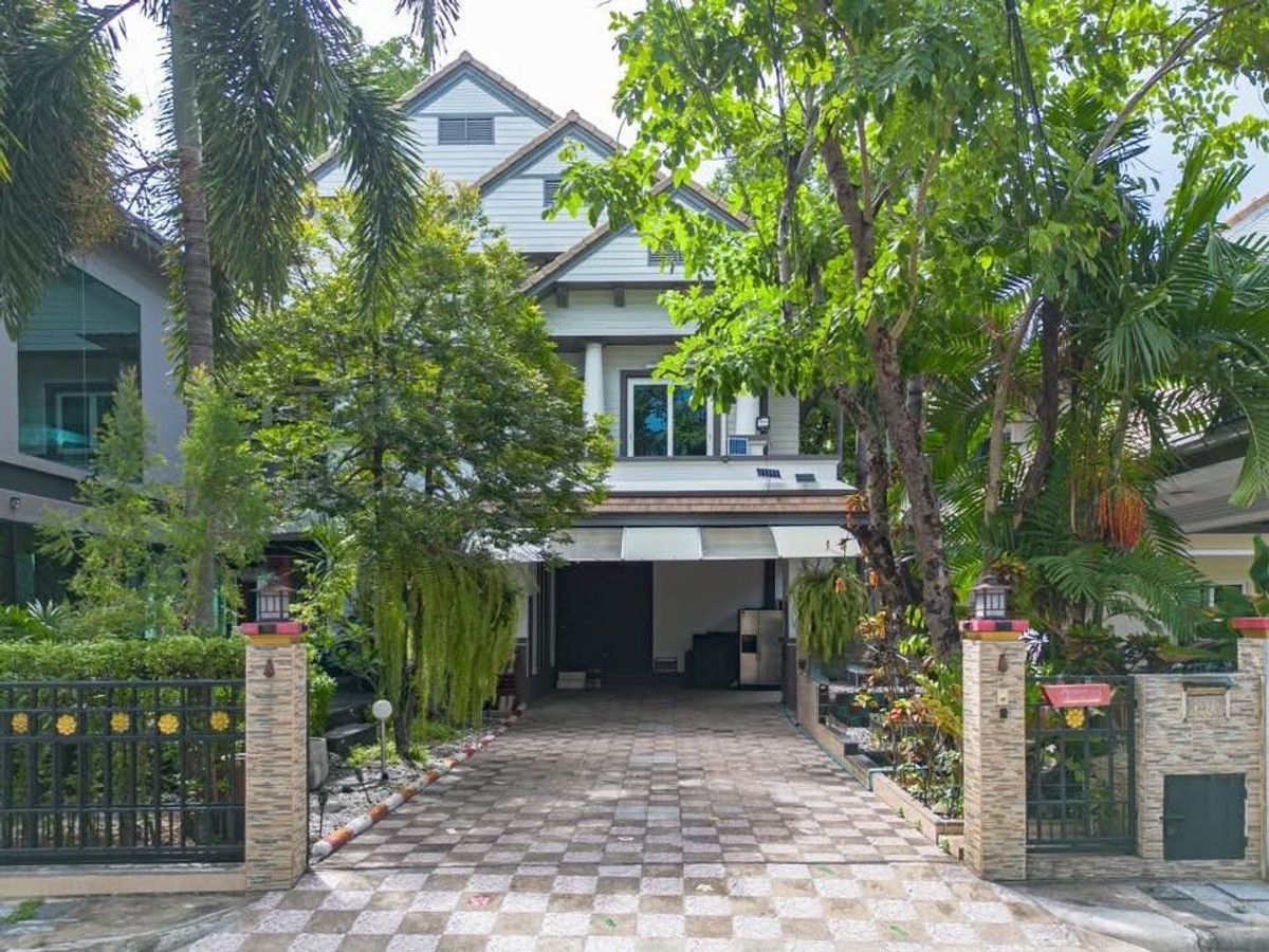 Baan Pattanalarn for sale! 🎉 3 building 5 bedroom 500 sq.m fully furnished good structure near Punya Village