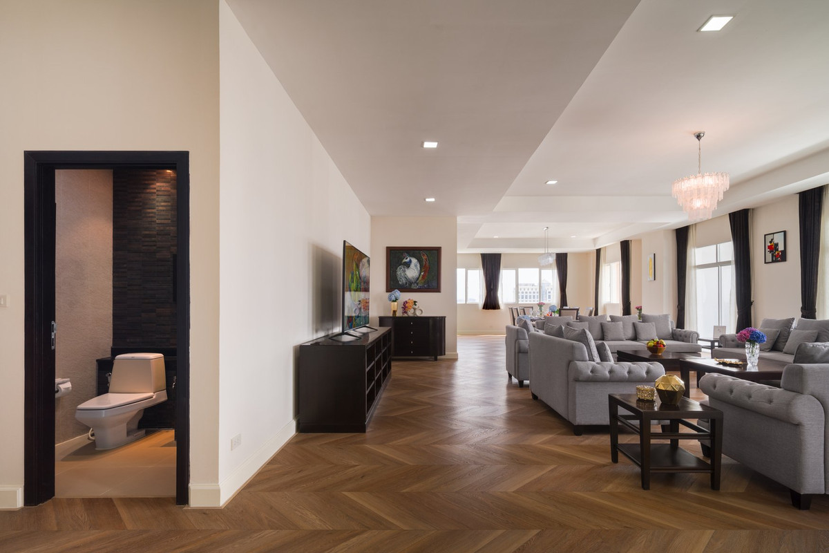✨ ให้เช่าPenthouse รีโนเวทใหม่ใจกลางเมือง ขนาด 440 ตรม. เฟอร์นิเจอร์ครบ ชั้นบนสุด ใกล้BTSอโศก และMRT สุขุมวิท
