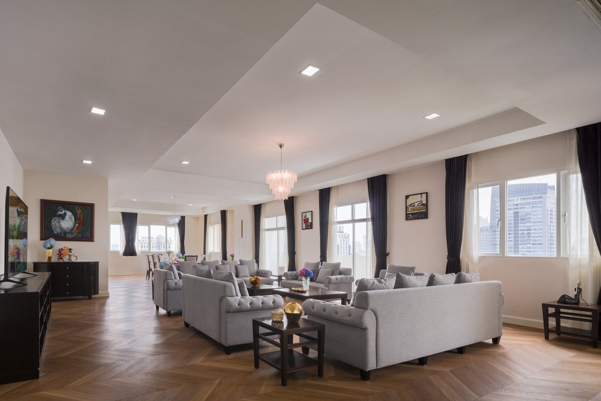 ✨ ให้เช่าPenthouse รีโนเวทใหม่ใจกลางเมือง ขนาด 440 ตรม. เฟอร์นิเจอร์ครบ ชั้นบนสุด ใกล้BTSอโศก และMRT สุขุมวิท