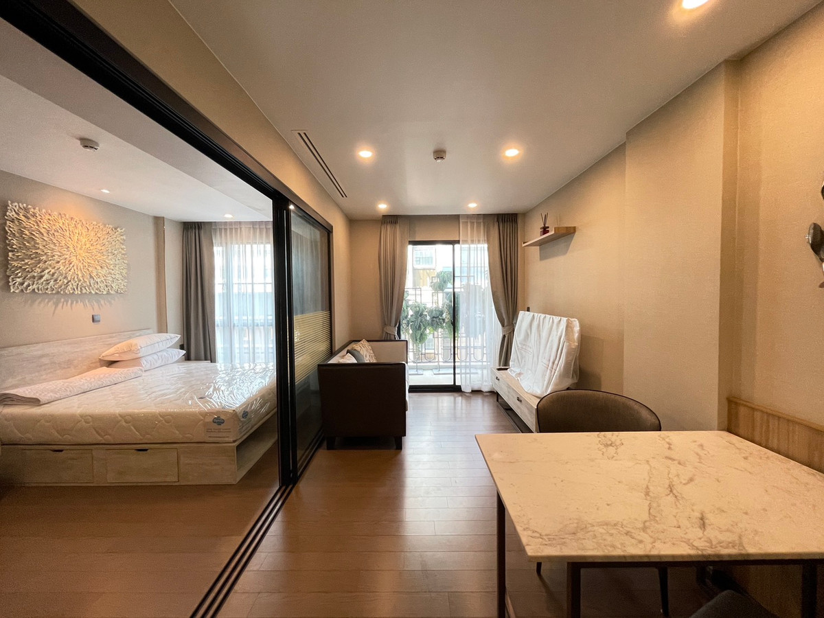🔥 Rare Deal หลังสวน – เจ้าของยอมขายขาดทุน Na Vara Residence | Fully Furnished พร้อมอยู่