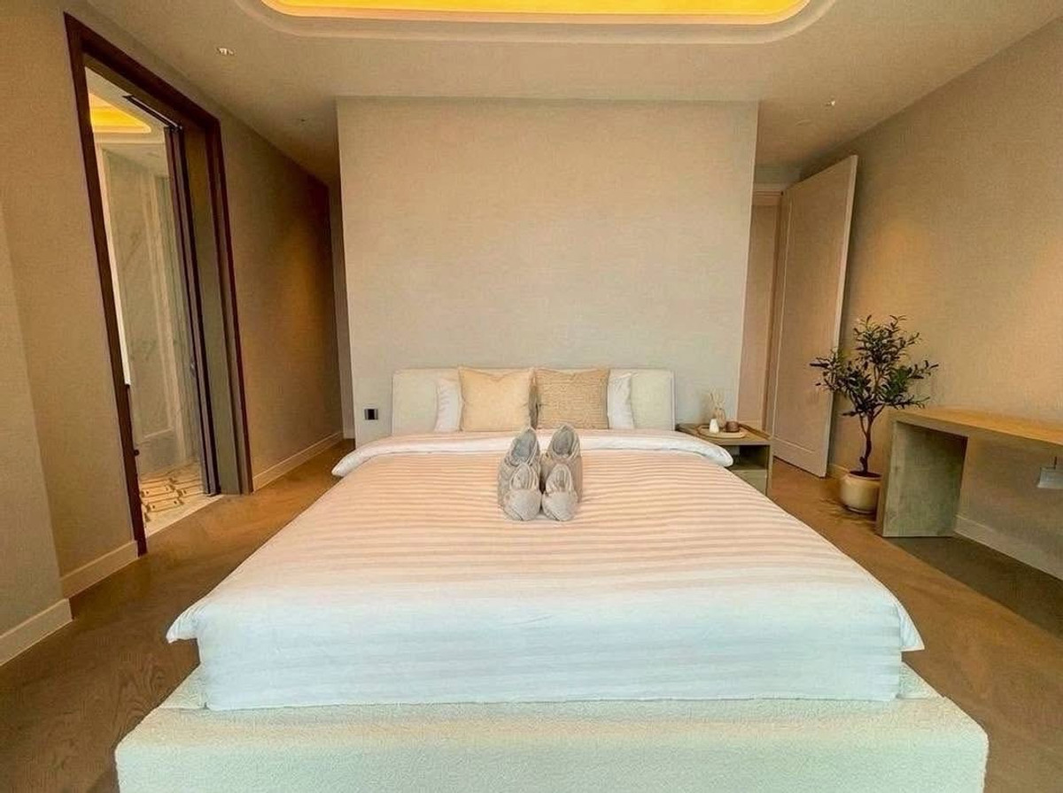 ขายและให้เช่า เพนท์เฮาส์ 2 ห้องนอน 151 ตร.ม ชั้นสูง ย่านวิทยุ ใกล้สวนลุมพินี