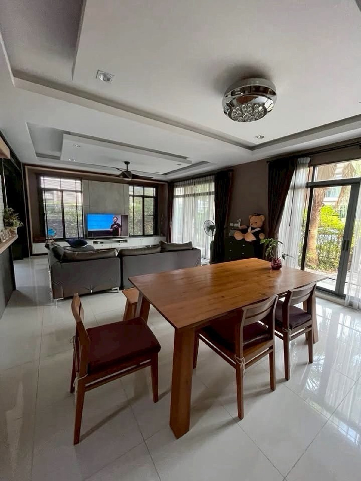 บ้านเดี่ยว พัฒนาการ 4 ห้องนอน 280 ตร.ม ใกล้เอกมัย ทองหล่อ เดินทางสะดวก เชื่อมต่อมอเตอร์เวย์