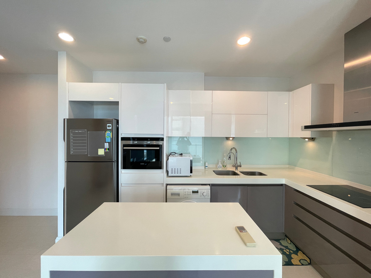 🏡 ให้เช่าคอนโด Q Langsuan | 2 ห้องนอน 2 ห้องน้ำ | 106 ตร.ม. | ใกล้ BTS ชิดลม ใจกลางกรุงเทพ