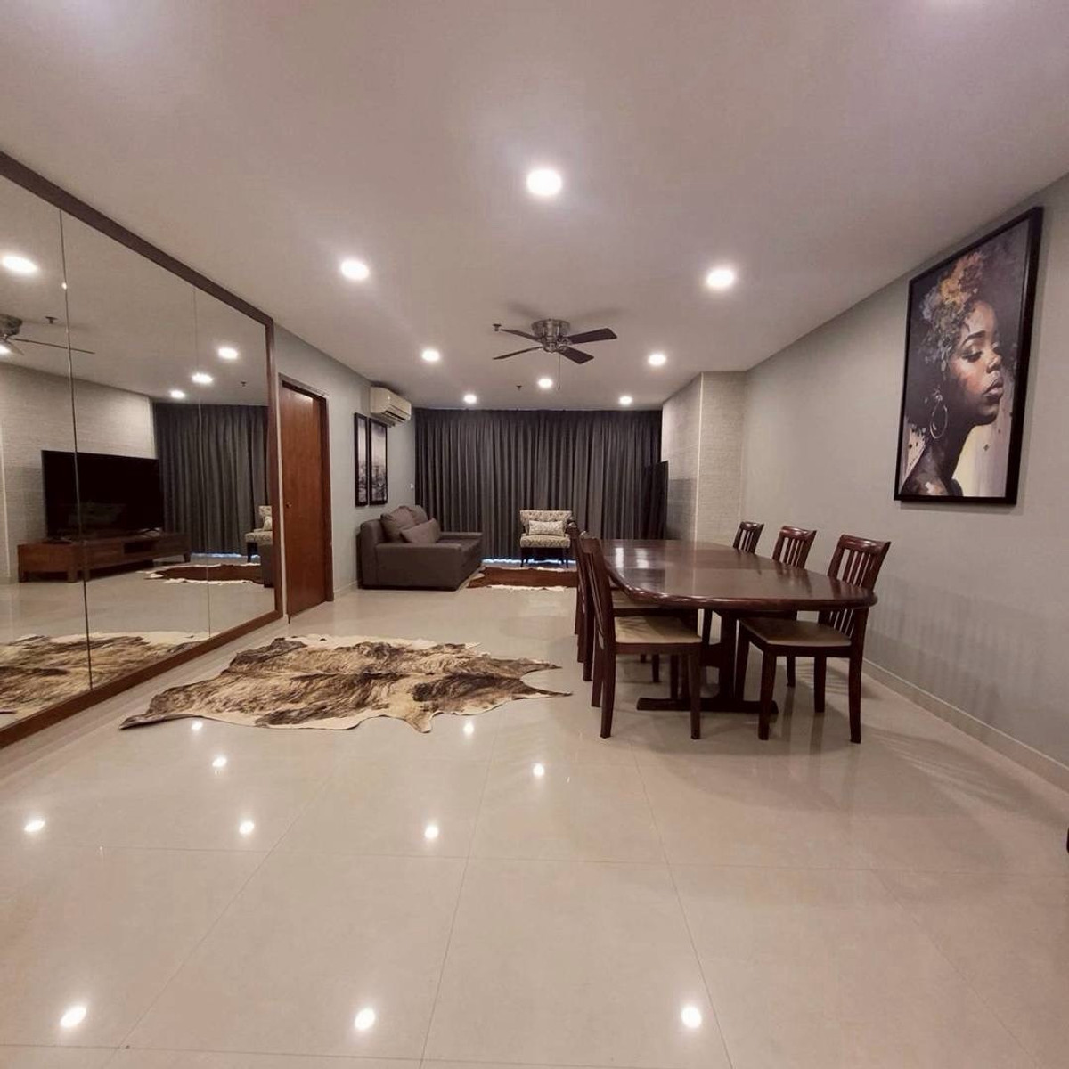 ขายคอนโด สุขุมวิท 39 ใกล้ BTS พร้อมพงษ์ ห้องใหญ่ 108 ตร.ม 2 ห้องนอน รีโนเวทใหม่ พร้อมอยู่ ใกล้ EmQuartier Fuji Super และ Samitivej