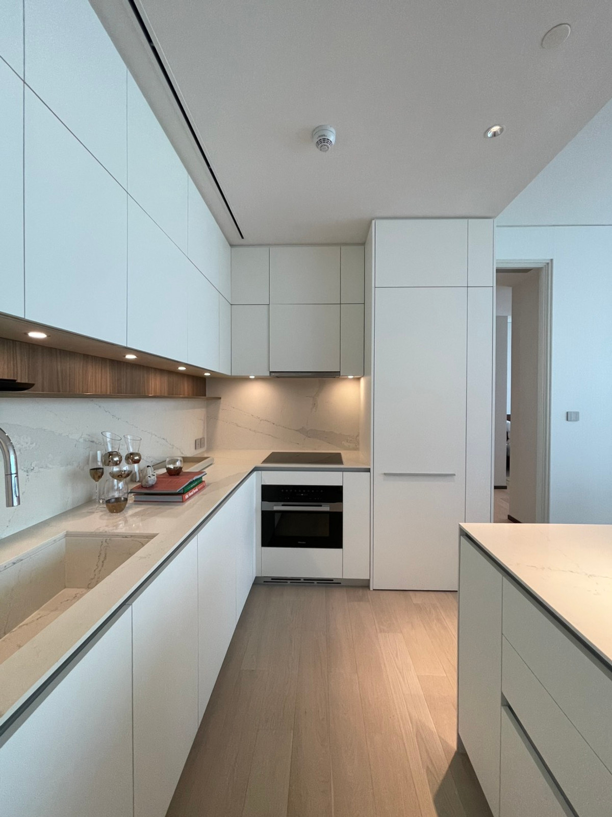 🖤 Ultra-Private Luxury Residence ใจกลางหลังสวน–ลุมพินี  คอนโด Low-Density ระดับ Super Prime สำหรับผู้ถือครองตัวจริง
