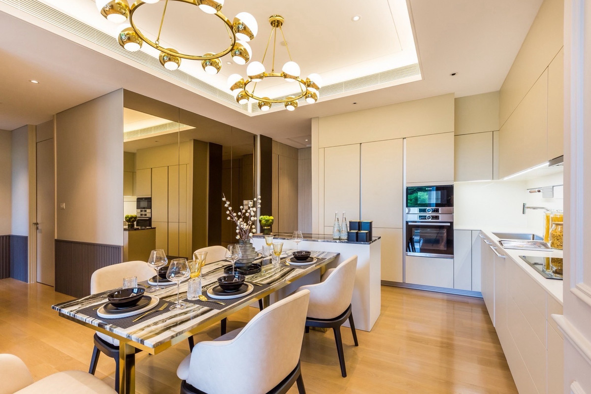 ให้เช่า/ขาย 2 ห้องนอน คอนโดหรู บ้านสินธร ย่านสำคัญในหมู่บ้านสินธร ใกล้สวนลุมพินี