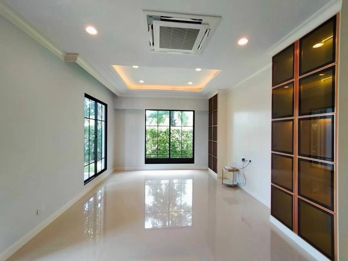 ขายบ้านเดี่ยวหรู แจ้งวัฒนะ หลังใหญ่ที่สุดในโครงการ Setthasiri Chaengwattana – Prachachuen 2 บ้านใหม่ไม่เคยอยู่ ใกล้ทางด่วนศรีสมาน ราคา 27.9 ล้านบาท