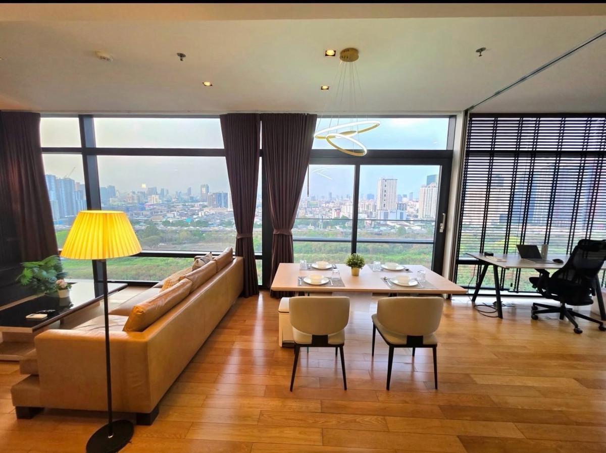 ให้เช่า Circle Living Prototype 1 ห้องนอน 84 ตร.ม ใกล้ MRT เพชรบุรี วิวโล่ง มีห้องทำงานส่วนตัว ใกล้ NIST และบำรุงราษฎร์