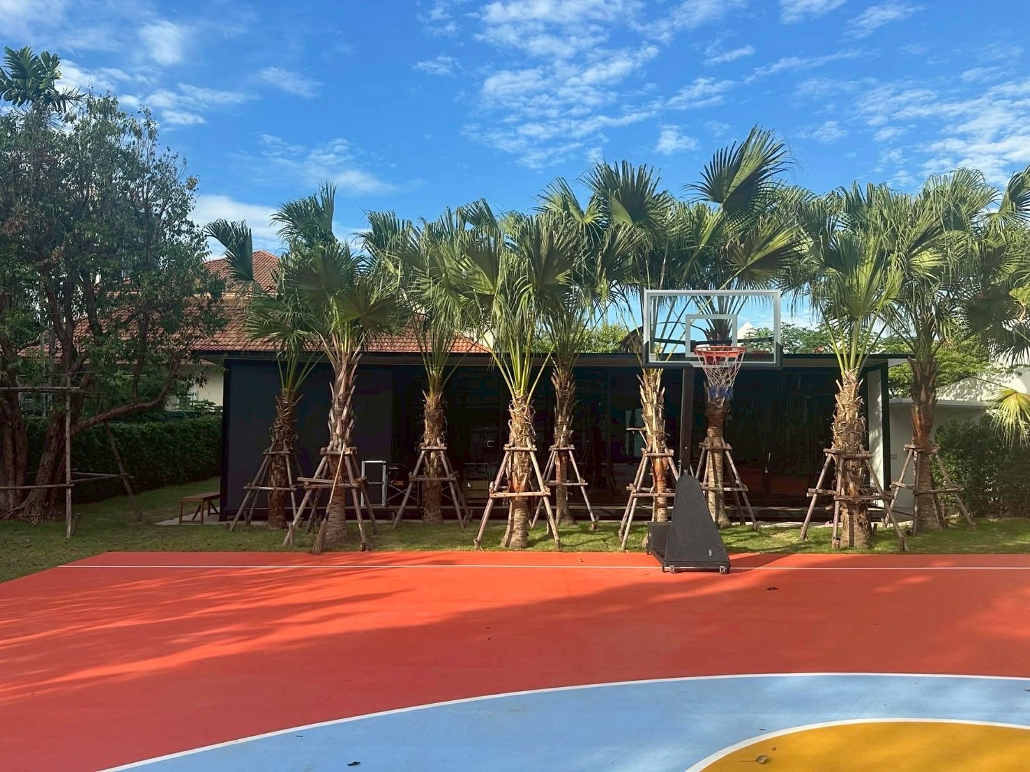 ที่ดินเอกมัย ใกล้ BTS เอกมัย ทำเลสุขุมวิท เหมาะพัฒนาเชิงพาณิชย์ ใกล้ห้าง โรงพยาบาล และโรงเรียนนานาชาติ