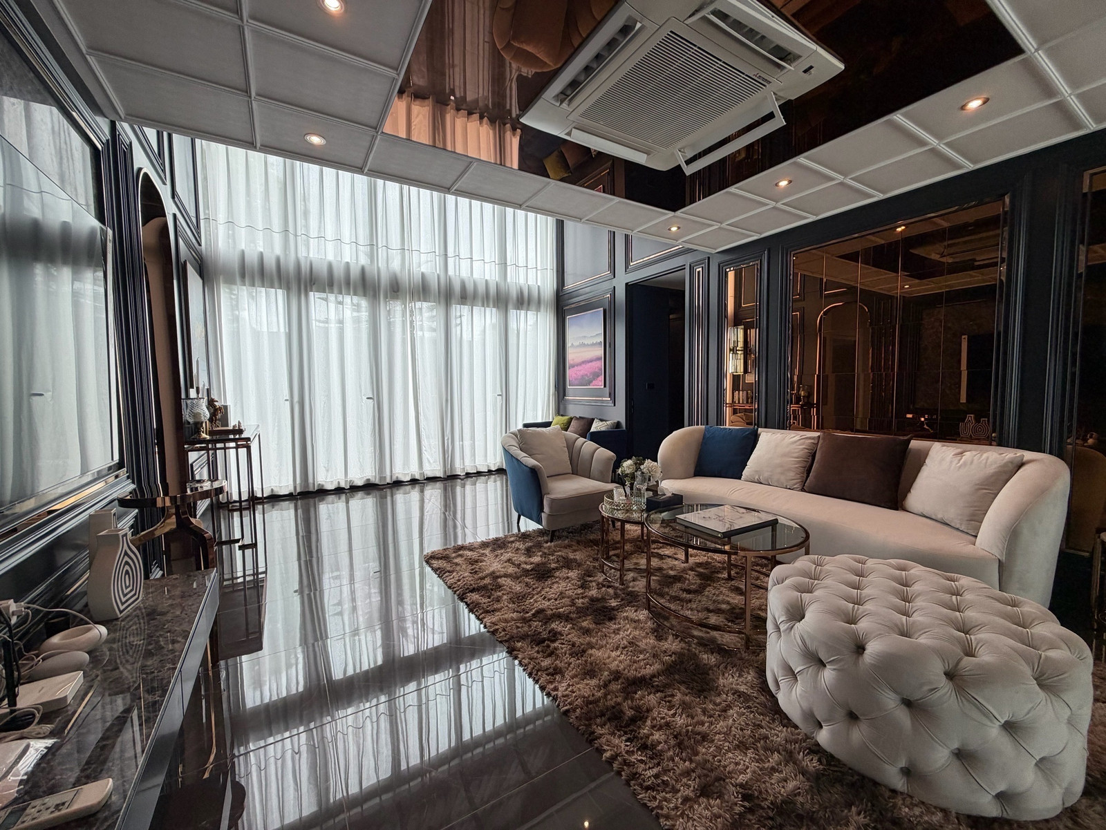 บ้านเดี่ยว Ultra Luxury ศรีนครินทร์  พร้อมสระว่ายน้ำและลิฟต์ส่วนตัว ใกล้ Paradise Park และ Berkeley International School