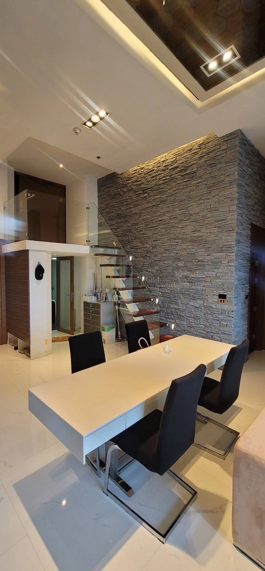 ขายและให้เช่าคอนโด Duplex Penthouse หรู 4 ห้องนอน ทำเลศักยภาพใจกลางทองหล่อ โครงการ 59 Heritage ใกล้ BTS ทองหล่อ