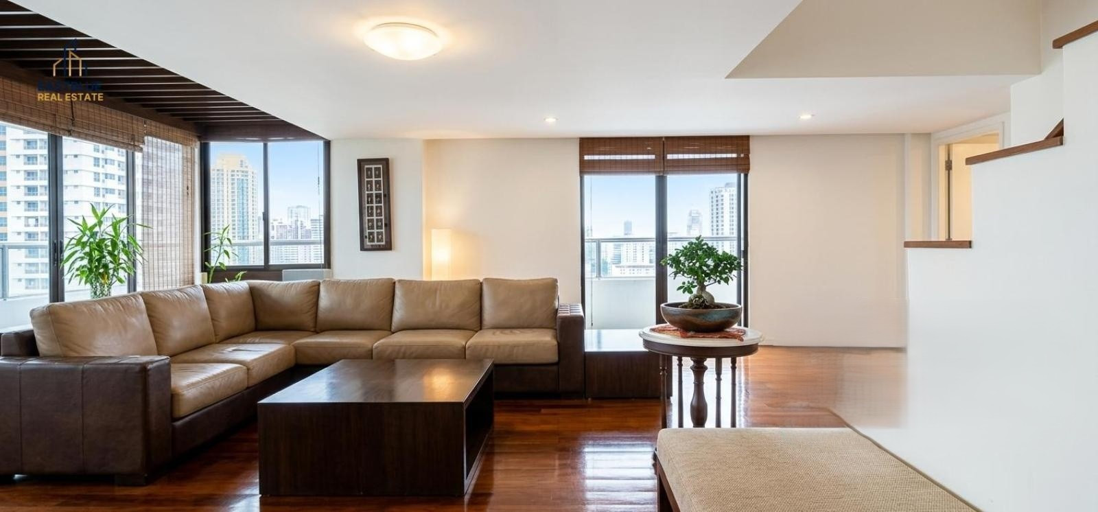 Duplex Penthouse for sale in Phromphong! 3 bedroom size 294 sq.m just 12x,000 baht/sq.m 🔥