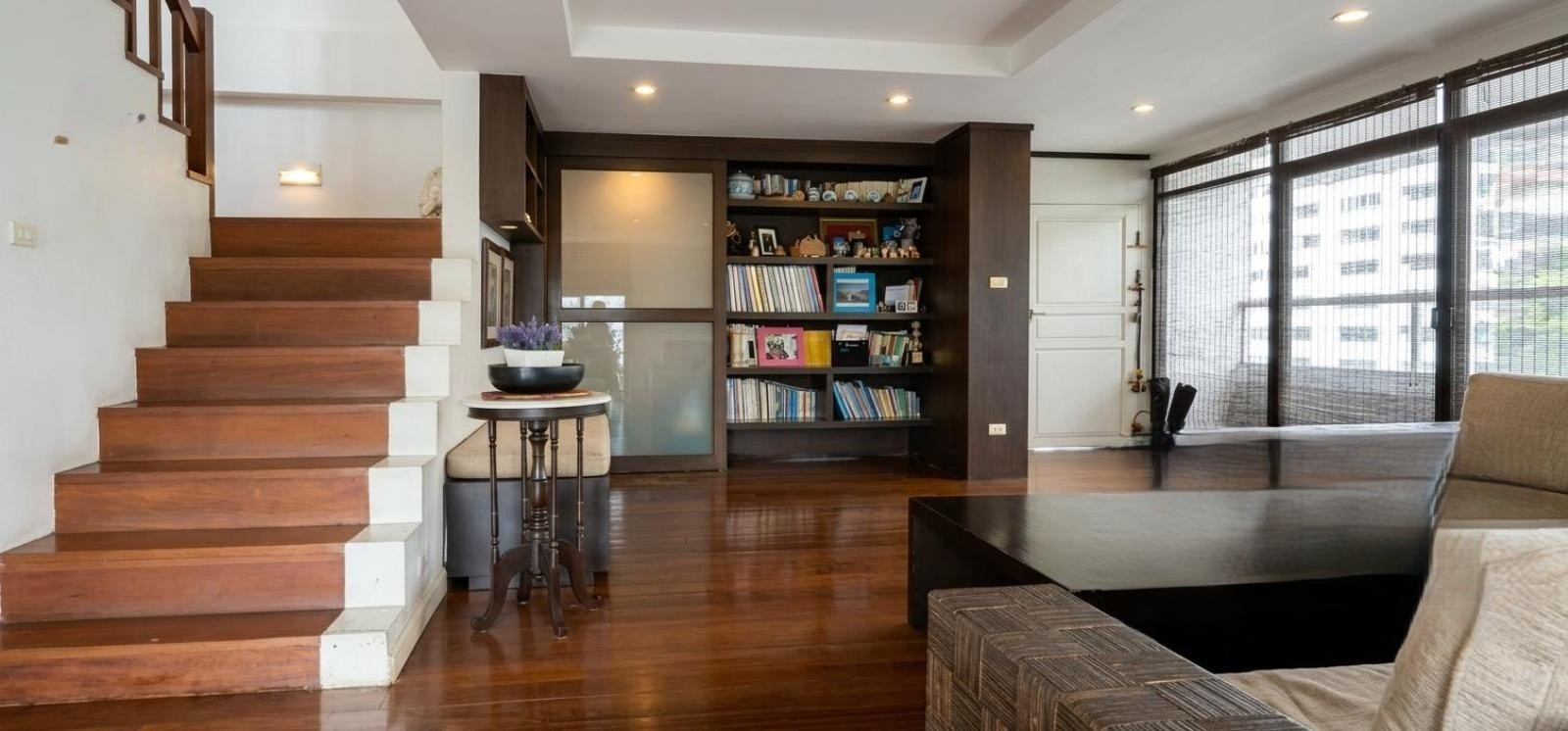 Duplex Penthouse for sale in Phromphong! 3 bedroom size 294 sq.m just 12x,000 baht/sq.m 🔥