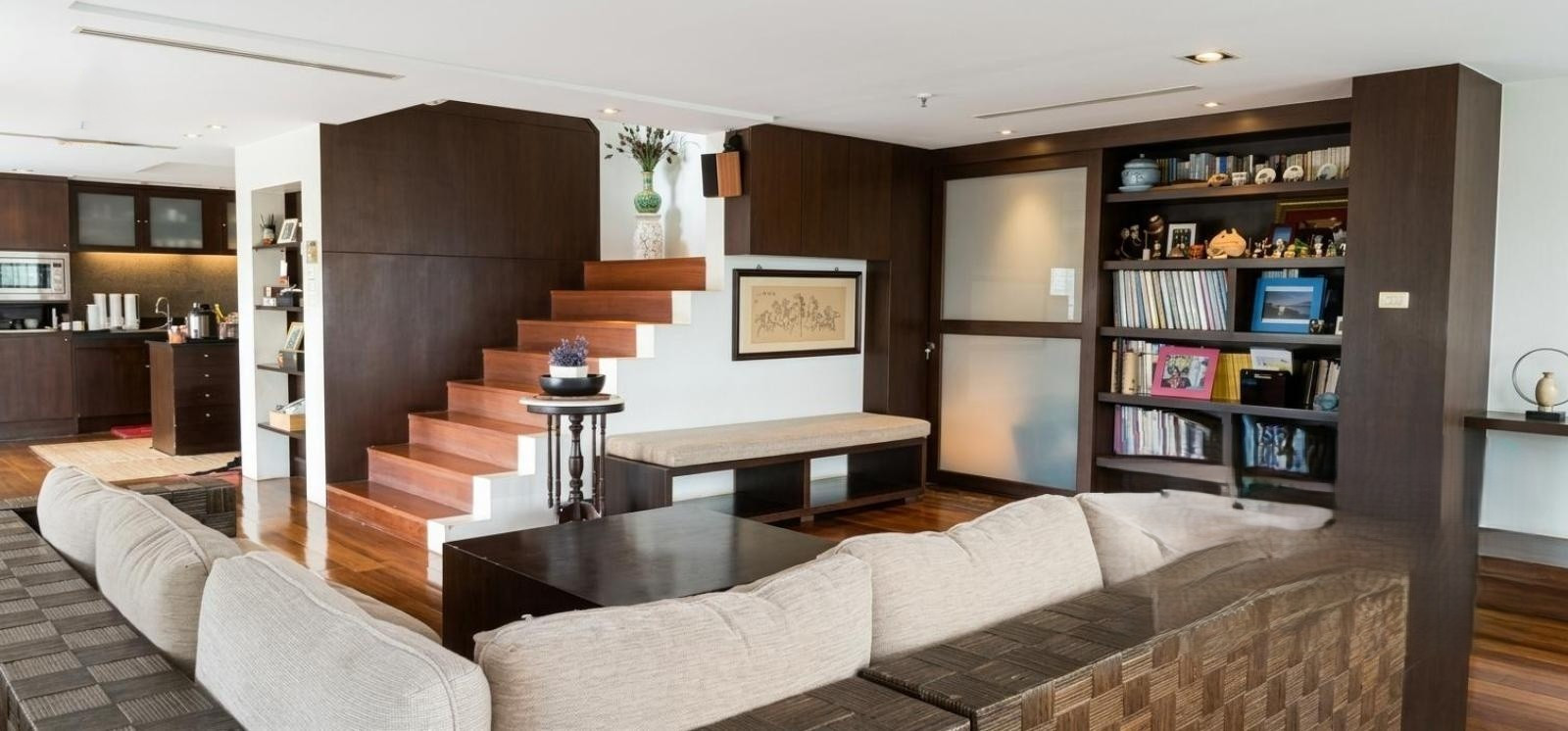 Duplex Penthouse for sale in Phromphong! 3 bedroom size 294 sq.m just 12x,000 baht/sq.m 🔥